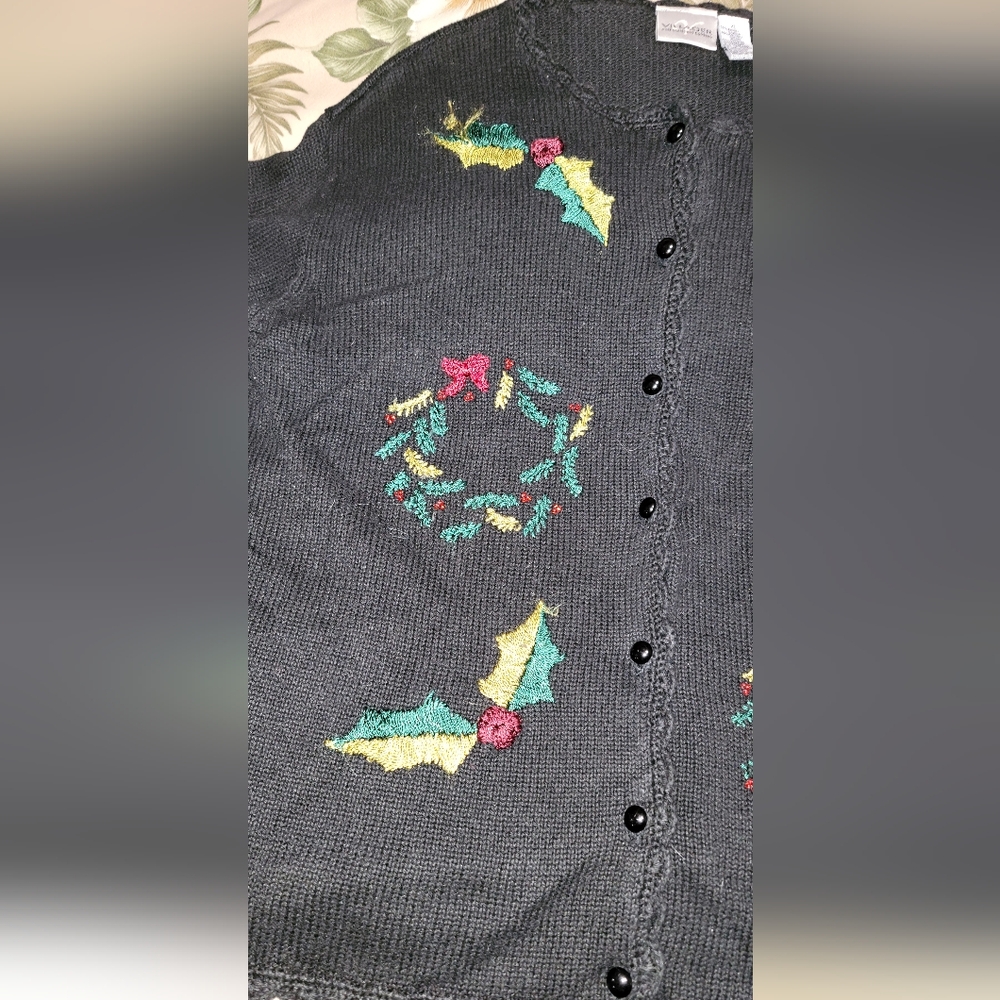 #268 Festive Black Cardigan with Holiday Embroidery,sze. XL - Picture 6 of 16
